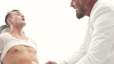 Hot suited DILF Felix Kamp seduces hung innocent twink